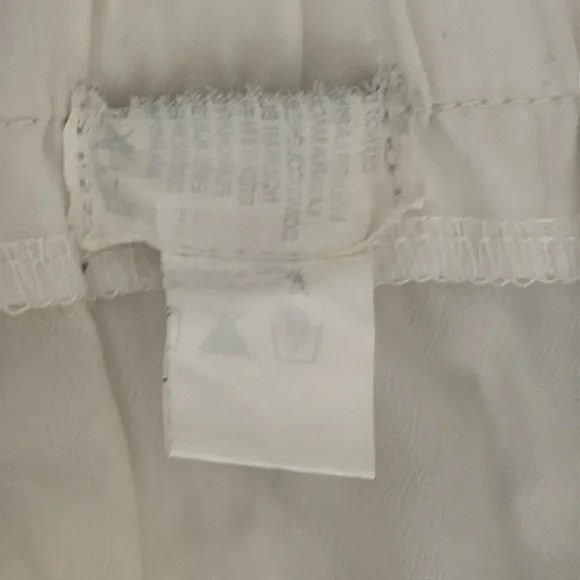 Vintage 1990’s Ivory Lace Women's off shoulder Top - Picture 11 of 12